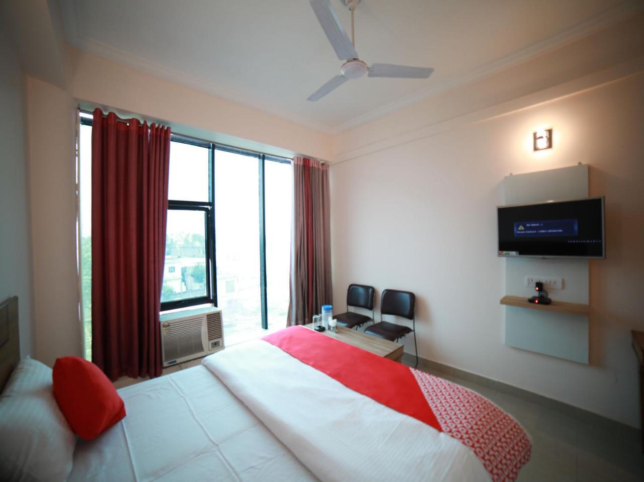 Oyo 15561 Corporate Villa ジャンムー エクステリア 写真