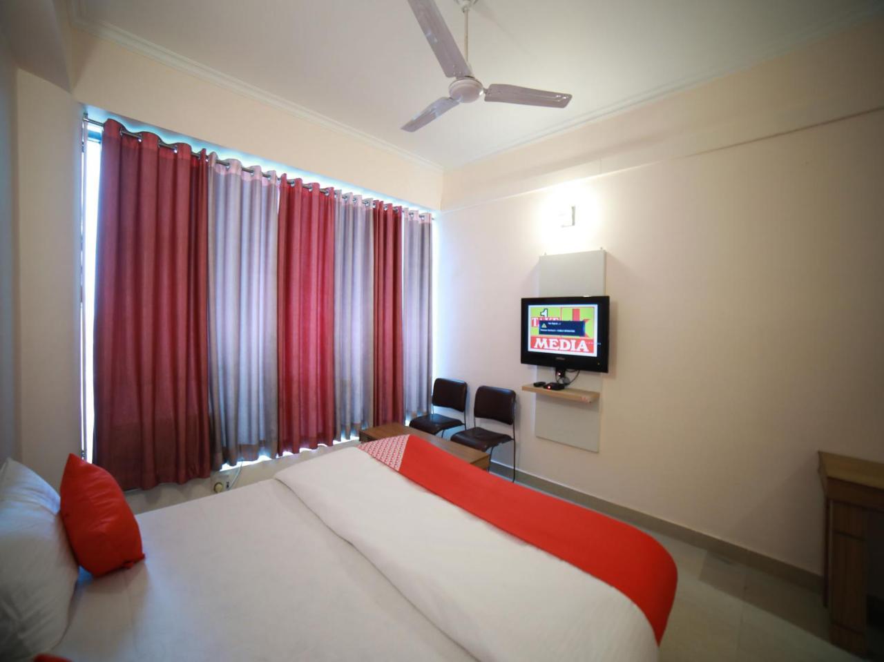 Oyo 15561 Corporate Villa ジャンムー エクステリア 写真